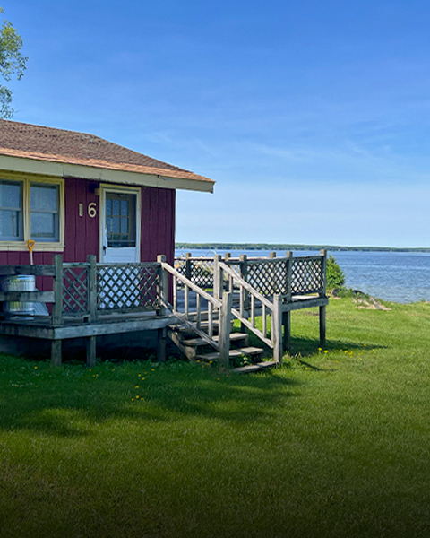 Eric's Buckhorn Resort | Curtis MI Cabins - Big Manistique Lake